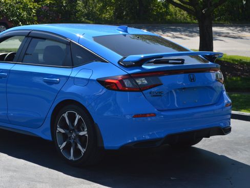 Used 2025 Honda Civic Sport Touring image 3
