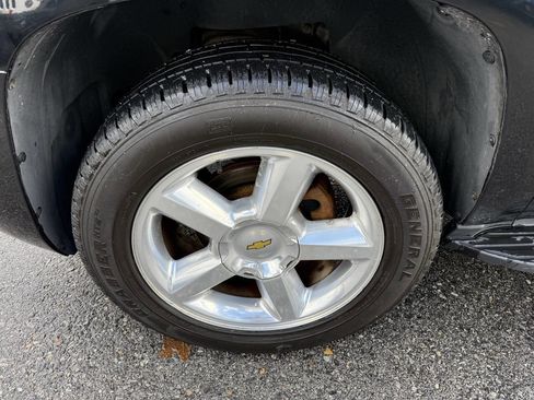 Used 2009 Chevrolet Tahoe LTZ image 31