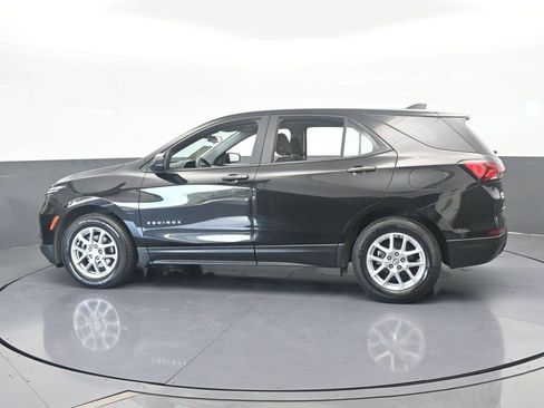 Used 2024 Chevrolet Equinox LS w/ Driver Confidence II Package image 3