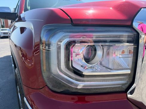 Used 2018 GMC Sierra 1500 SLT w/ SLT Premium Package AWD/4WD image 6