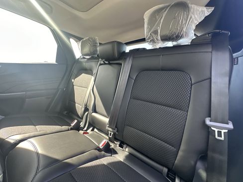 New 2025 Ford Escape SE image 25