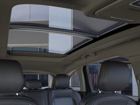 New 2026 Lincoln Nautilus Premier w/ Equipment Group 102A AWD/4WD image 22