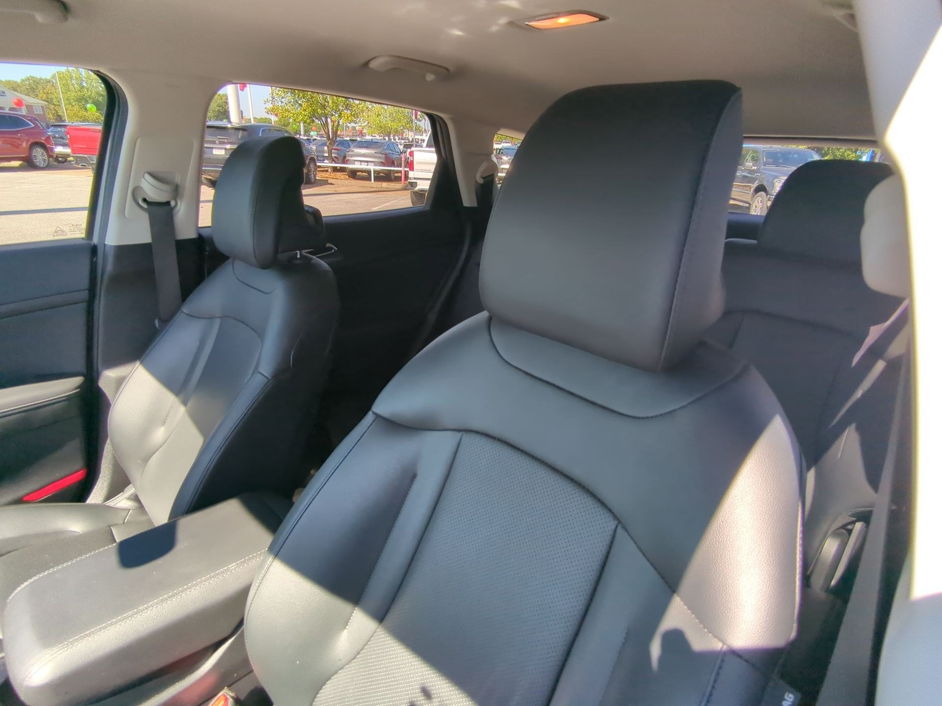 Certified 2025 Kia Sportage EX FWD image 12