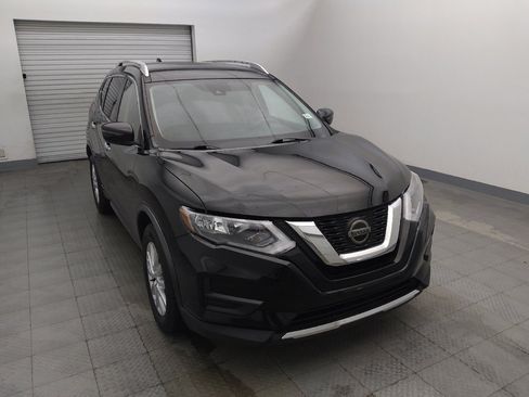 Used 2020 Nissan Rogue SV FWD image 14