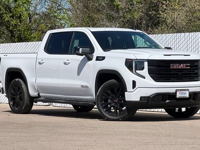 New 2026 GMC Sierra 1500 Elevation w/ Elevation Premium Package