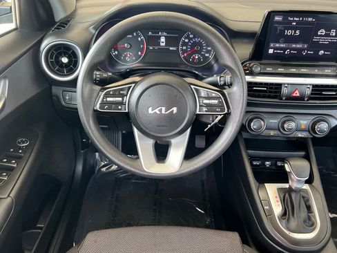 Used 2023 Kia Forte LXS image 14