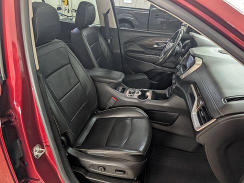 Used 2019 GMC Terrain Denali w/ GMC Pro Grade Package AWD/4WD image 20
