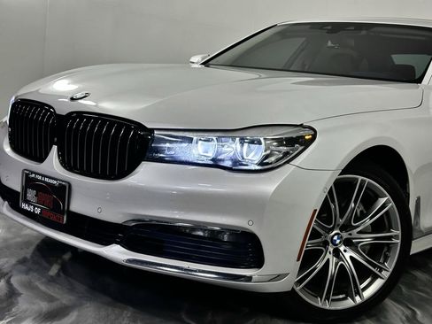 Used 2017 BMW 740i RWD image 6