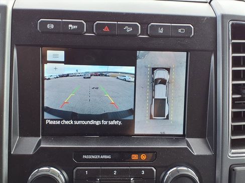 Used 2022 Ford F350 XLT w/ XLT Premium Package image 12