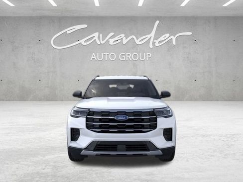 New 2026 Ford Explorer Active RWD image 7