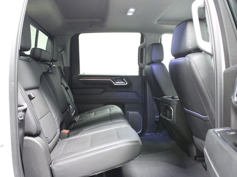 Used 2026 GMC Sierra 2500 Denali w/ Denali Reserve Package AWD/4WD image 17