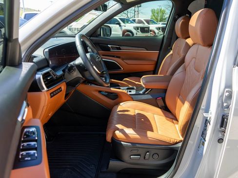 Used 2025 Kia Telluride SX X-Line AWD/4WD image 11