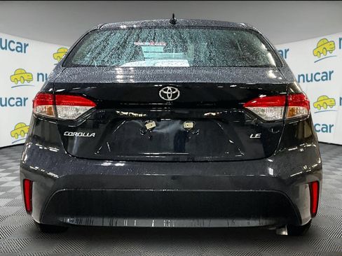 Used 2025 Toyota Corolla LE image 5