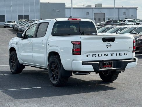 New 2026 Nissan Frontier SV w/ Tow Package AWD/4WD image 6