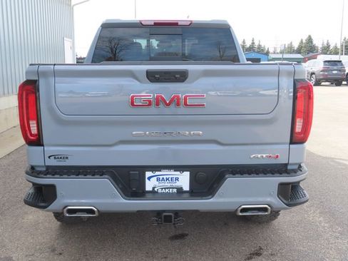 Used 2024 GMC Sierra 1500 AT4 w/ AT4 Premium Package AWD/4WD image 11