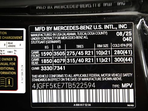 Certified 2026 Mercedes-Benz GLS 450 4MATIC image 24
