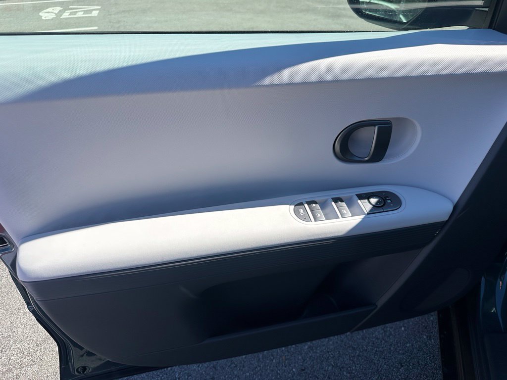 New 2026 Hyundai Ioniq 5 SEL AWD/4WD image 12