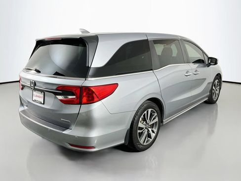 Used 2023 Honda Odyssey Touring image 7