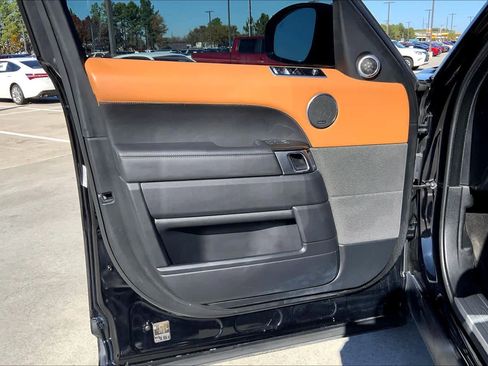 Used 2019 Land Rover Range Rover Sport HSE Dynamic image 21