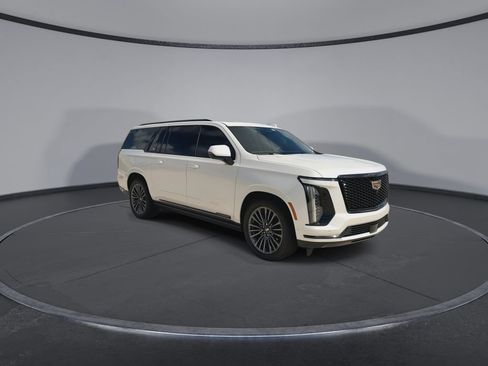 Used 2025 Cadillac Escalade ESV Sport Platinum AWD/4WD image 2