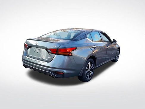 Used 2021 Nissan Altima 2.5 SV w/ SV Premium Package AWD/4WD image 7