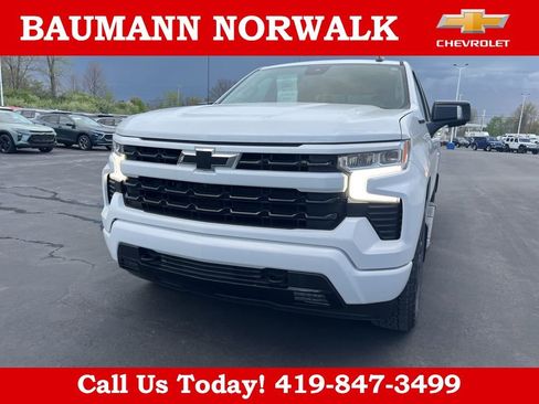 Used 2023 Chevrolet Silverado 1500 RST w/ Convenience Package II image 4