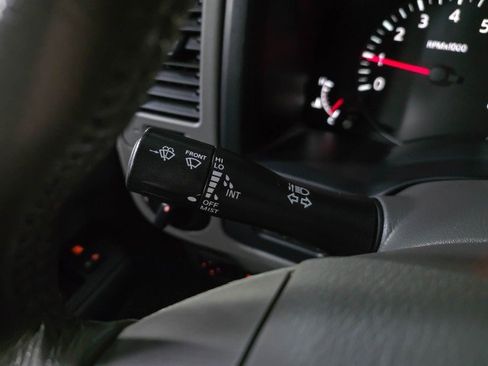 Used 2021 Nissan NV 3500 SL image 19