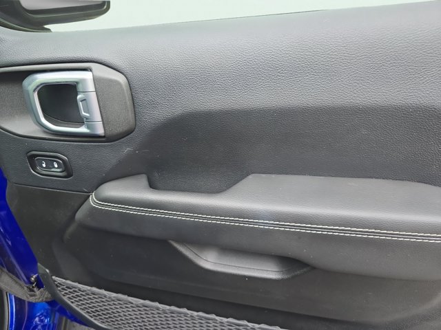 Used 2019 Jeep Wrangler Unlimited Sahara AWD/4WD image 24