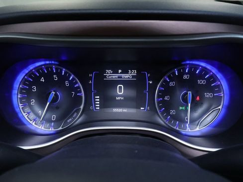 Used 2023 Chrysler Voyager LX FWD image 20