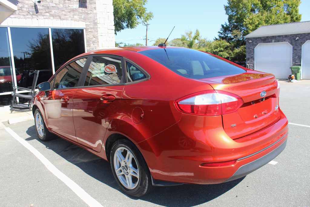 Used 2018 Ford Fiesta SE FWD image 10