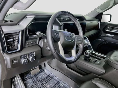 Used 2024 GMC Sierra 1500 Denali AWD/4WD image 8