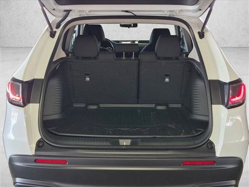 Used 2027 Honda HR-V LX image 6