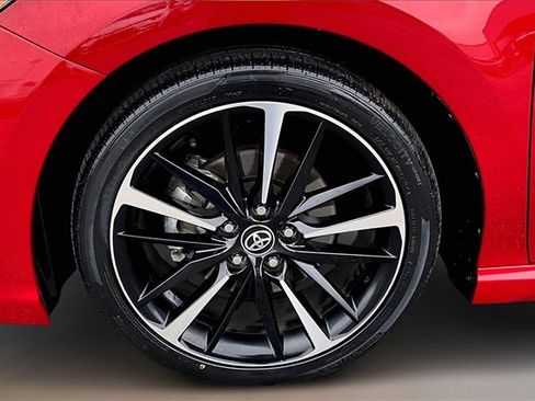 Used 2020 Toyota Camry XSE image 29