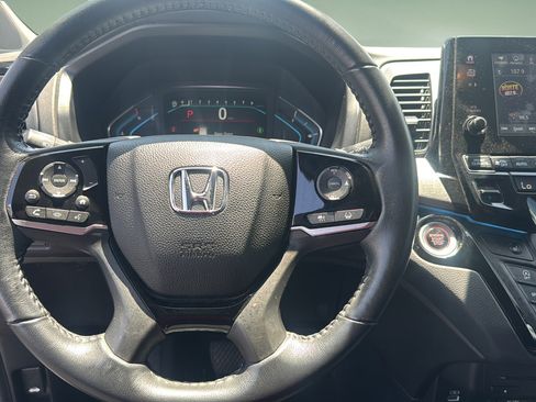 Used 2023 Honda Odyssey Touring image 14