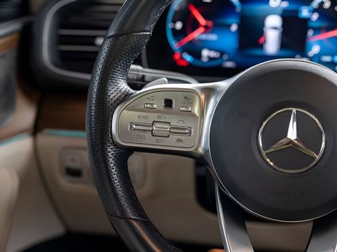 Used 2023 Mercedes-Benz GLS 450 4MATIC w/ AMG Line Exterior image 28