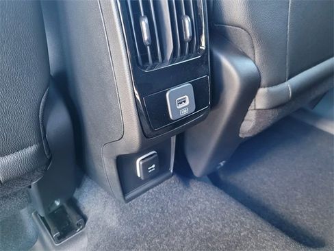 New 2025 Jeep Compass Latitude w/ Altitude Special Edition image 20