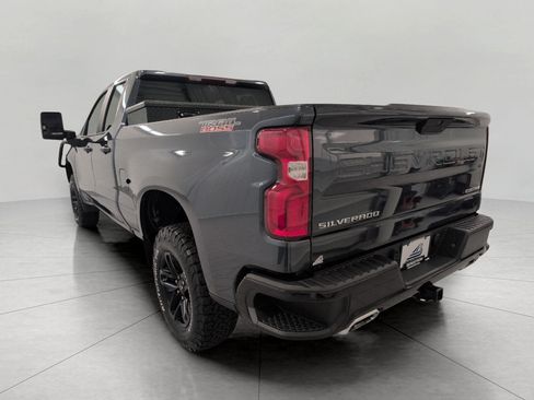 Used 2019 Chevrolet Silverado 1500 Custom Trail Boss w/ Custom Convenience Package AWD/4WD image 19