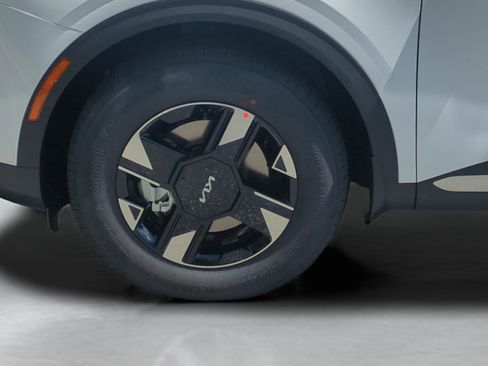 New 2026 Kia Sportage LX FWD image 10