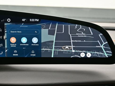 Used 2024 Lucid Air Pure image 23