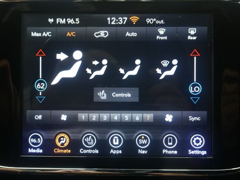 Used 2021 Jeep Grand Cherokee Limited w/ Sun & Sound Group RWD image 22