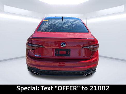 Used 2022 Volkswagen Jetta GLI Autobahn image 3