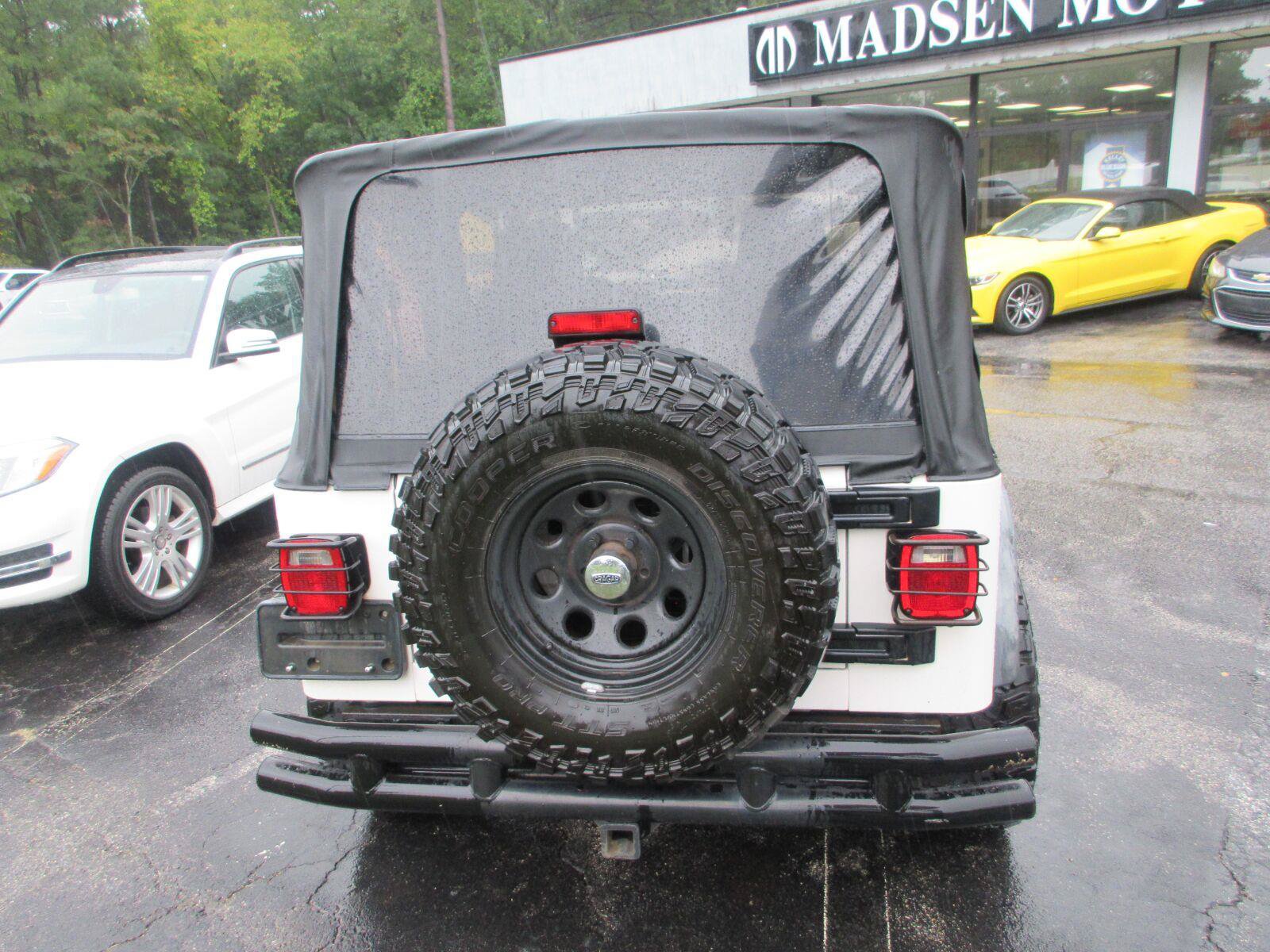 Used 2005 Jeep Wrangler X w/ Tire & Wheel Group (Ecco) AWD/4WD image 6