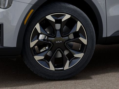 New 2026 Kia Sorento EX w/ EX Premium Package FWD image 9