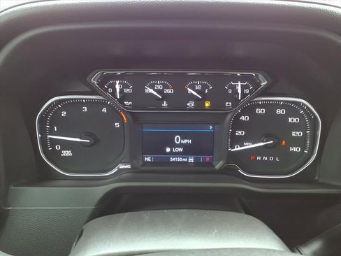 Used 2023 GMC Sierra 2500 AT4 image 19