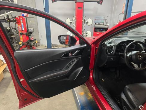 Used 2016 MAZDA MAZDA3 s Grand Touring image 9