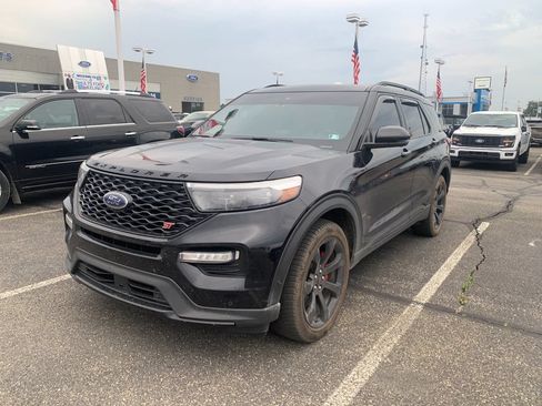 Used 2020 Ford Explorer ST w/ ST Street Pack AWD/4WD image 6