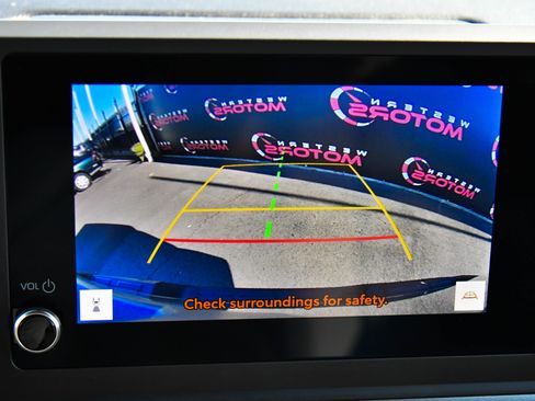 Used 2024 Toyota Tacoma TRD Sport image 18