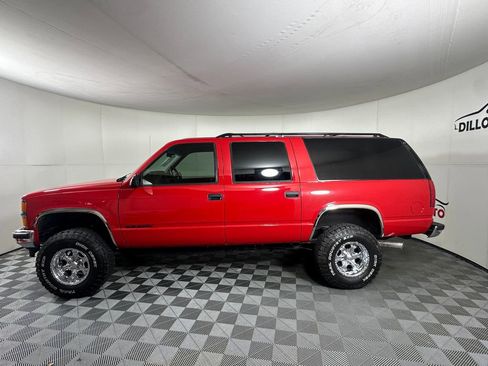 Used 1994 Chevrolet Suburban 4WD image 3