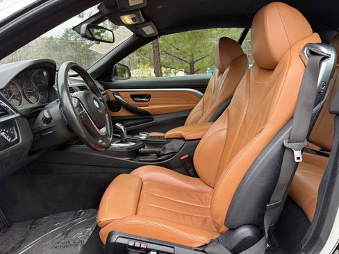 Used 2018 BMW 430i Convertible image 32