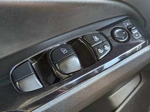 Used 2024 Nissan Altima 2.5 SR FWD image 24